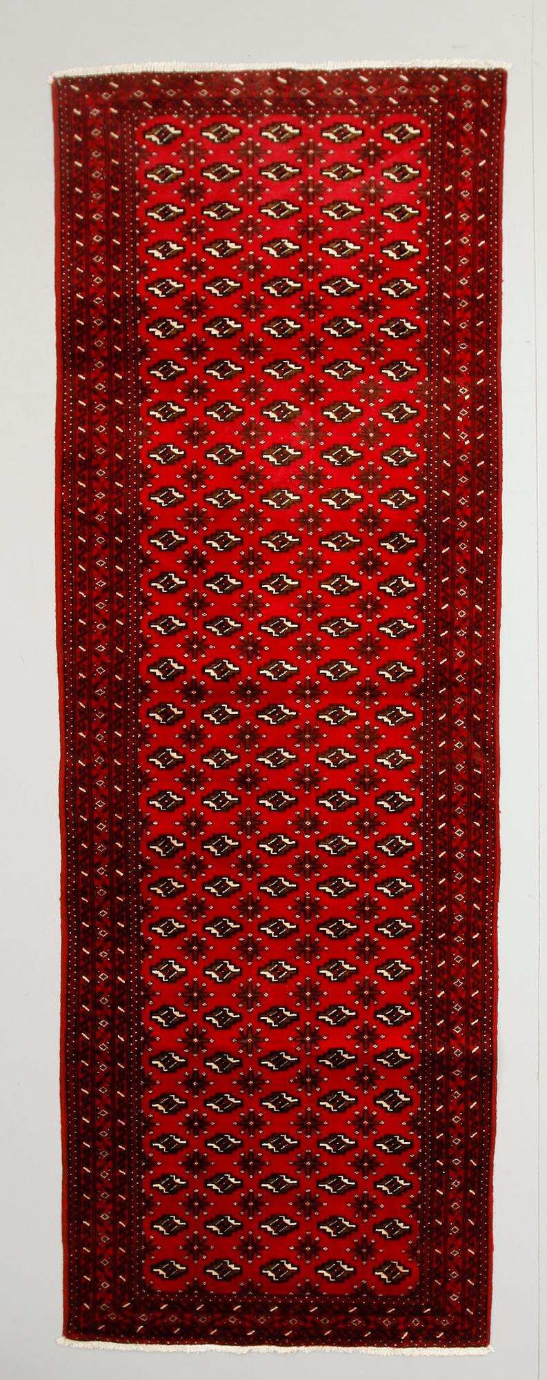 MATTA, Turkmen, ca 297 x 102 cm.