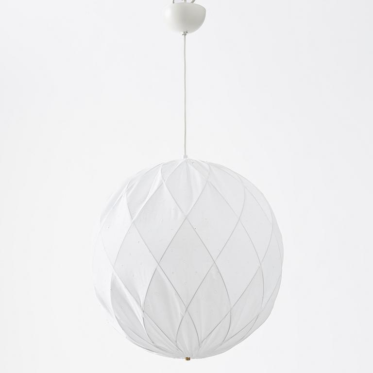 Tore Ahlsén, taklampa, "Pia-lampan", Gärsnäs.