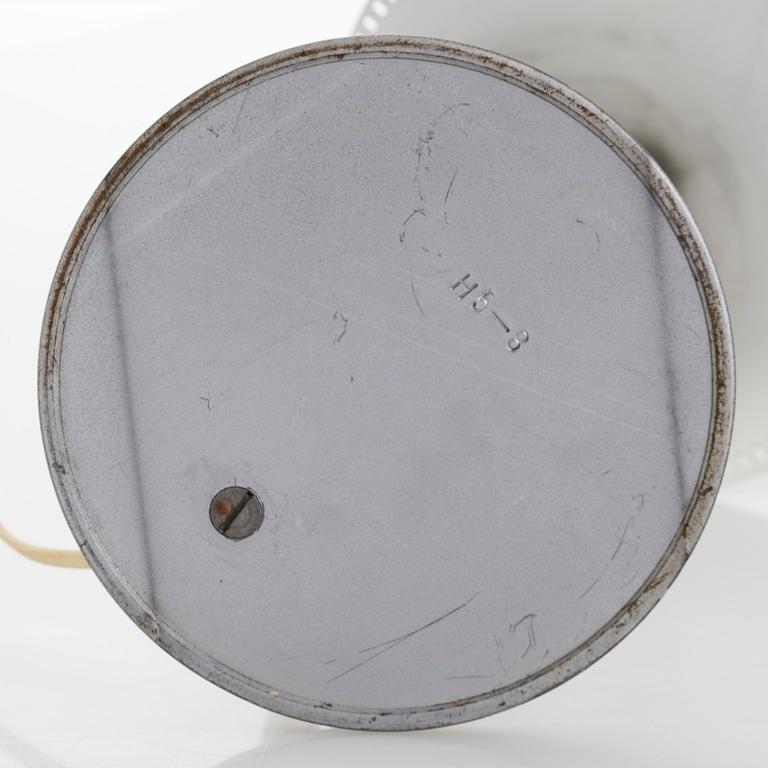 Paavo Tynell, pöytävalaisin, malli 9227, 1960-luku.