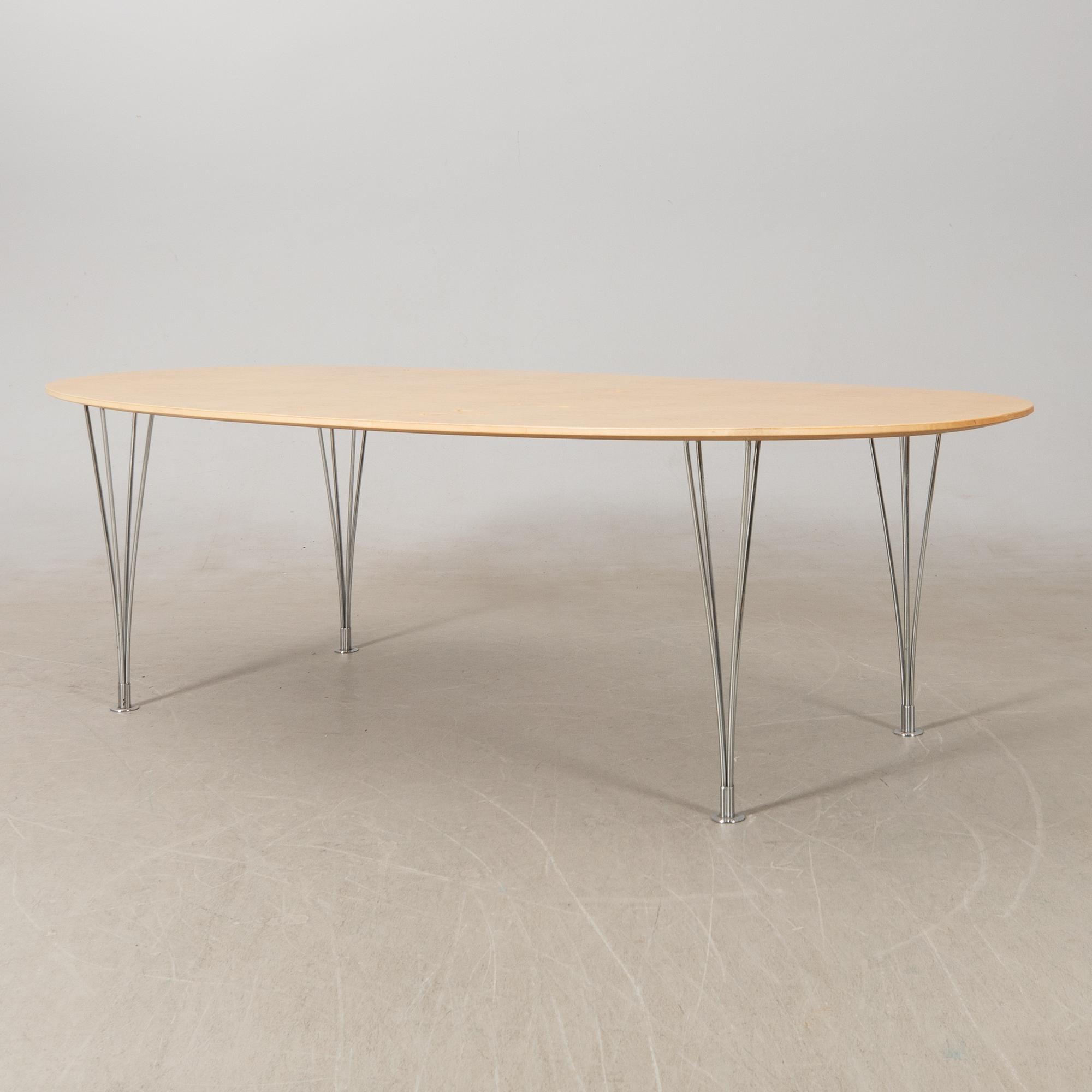 Bruno Mathsson/Piet Hein, bord, "Superelips" för  Fritz Hansen Danmark sent 1900-tal.