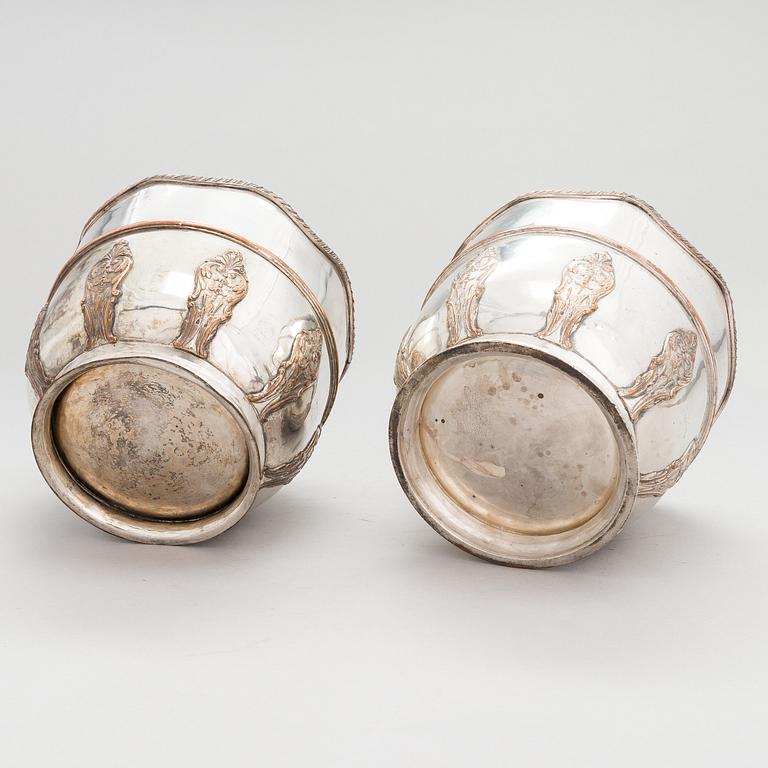 A pair of 19th-century English champagne cooler buckets.