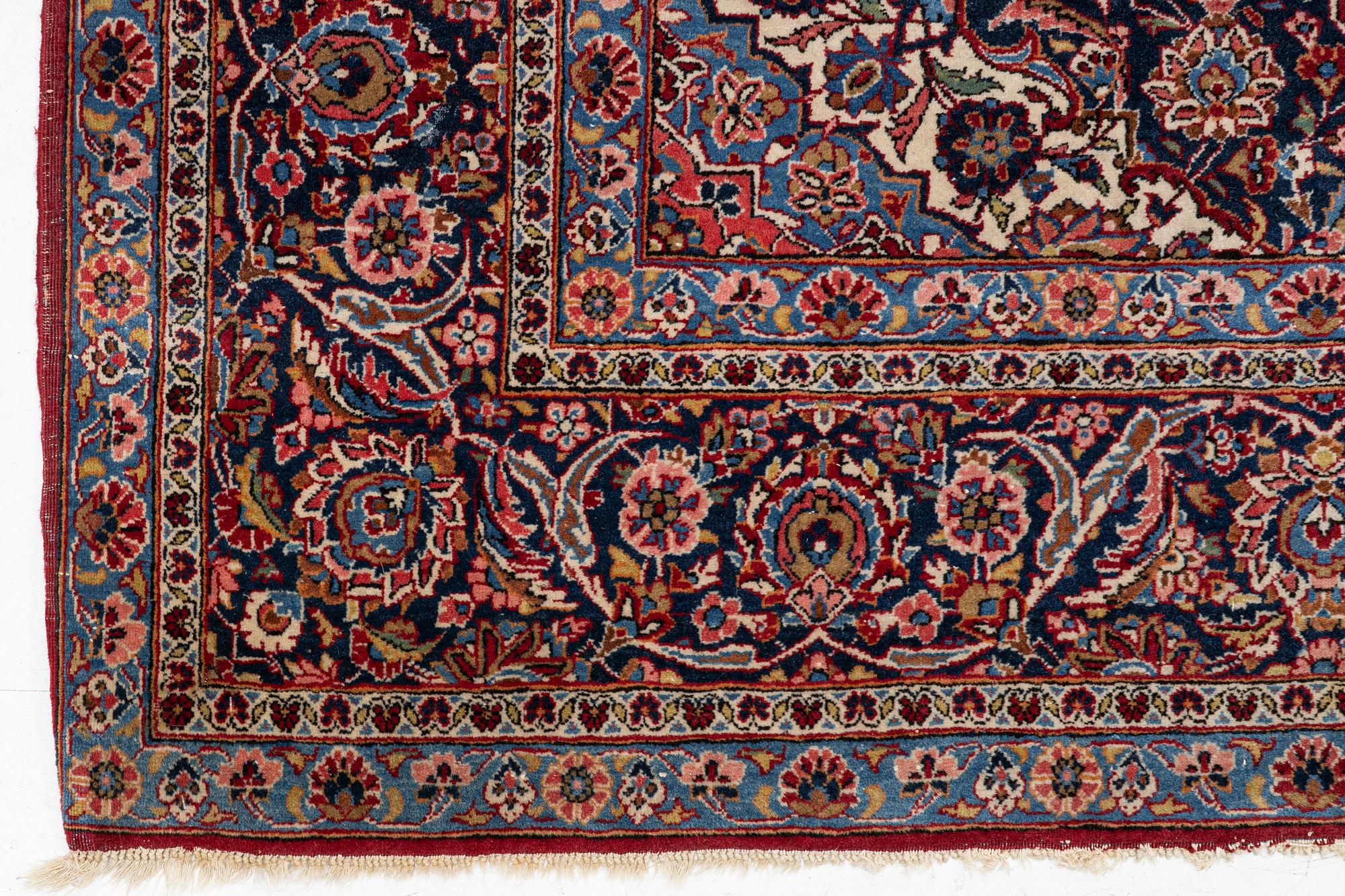 Matta, orientalisk, figural, ca 168 x 108 cm.