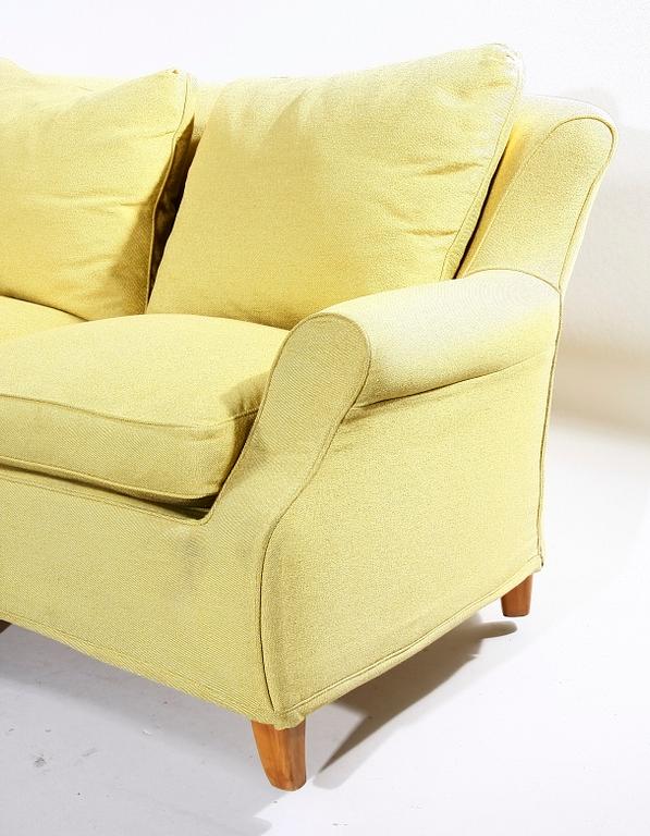 SOFFA, 1900-talets mitt. Inköpt på Harald Westerberg.