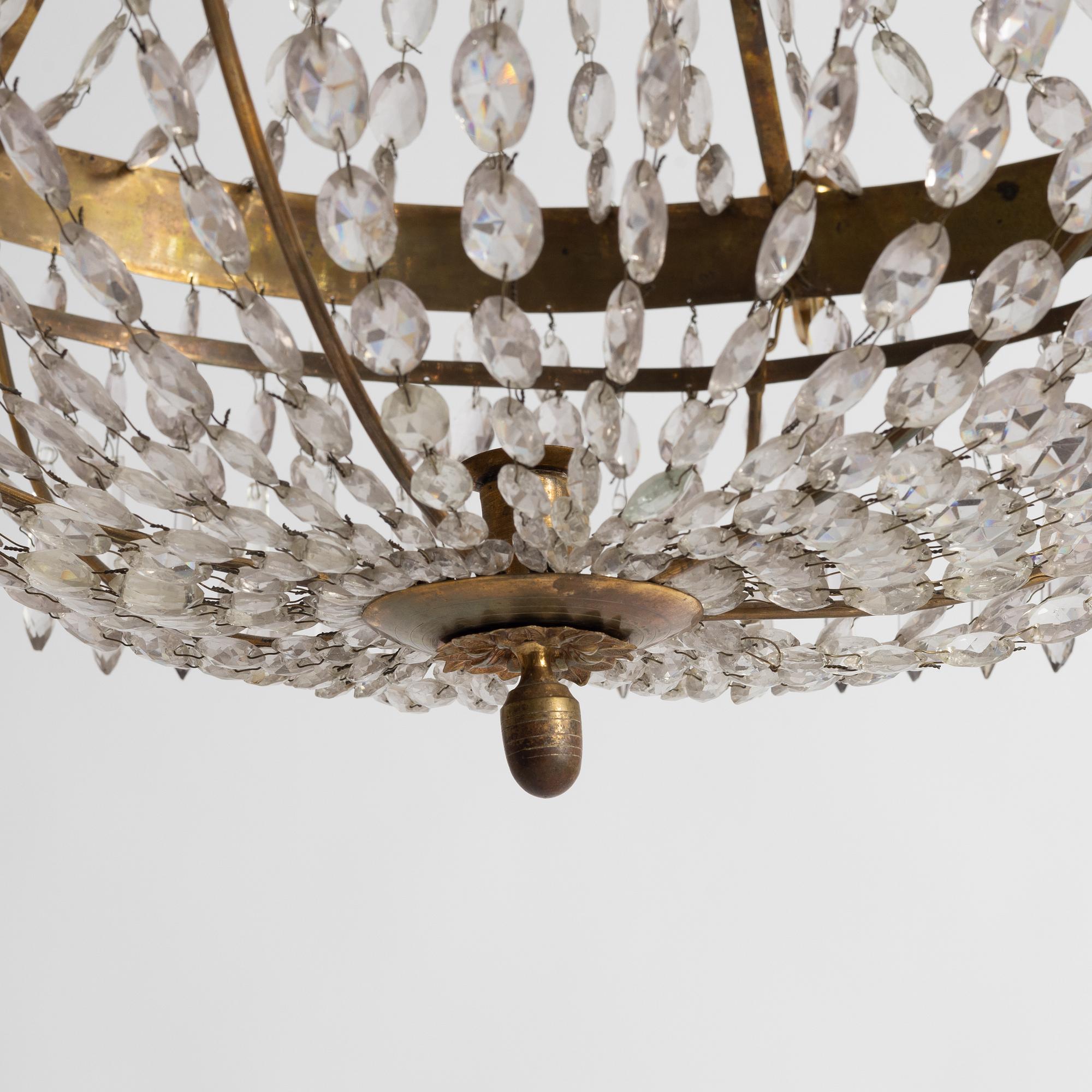 Ljuskrona. Karl-Johan, 1800-talets första hälft.