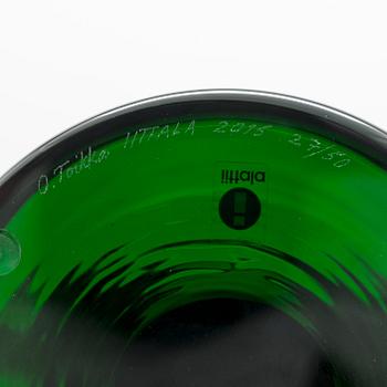Oiva Toikka, lasiveistos, "Lollipop" signeerattu  O. Toikka Iittala 2015 27/50.