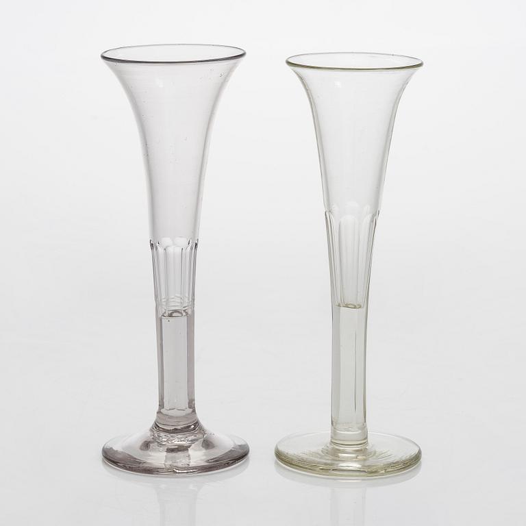 Champagnestrutar, 10 st, glas, 1800-talets första hälft.