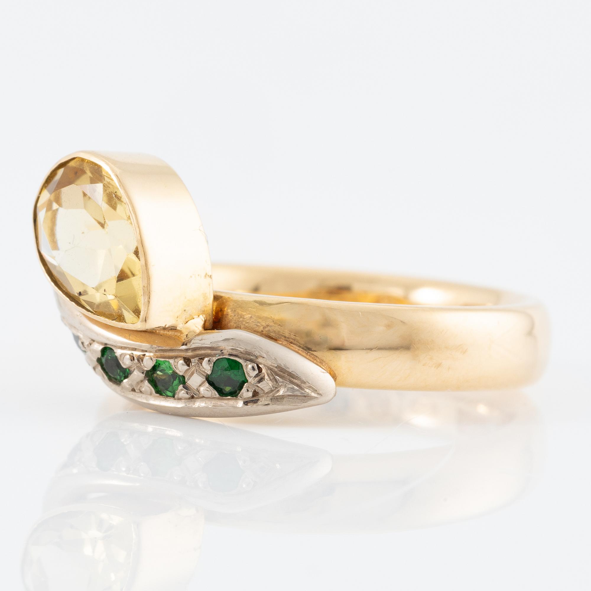 Jan-Christer Lundqvist, ring, 18K gold with yellow zoisite and green stones, Skövde 1999.