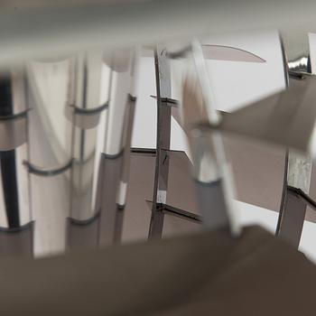 Poul Henningsen, kattovalaisin, "PH Artichoke / PH-Kotte", Louis Poulsen, Tanska, 1980-luku.