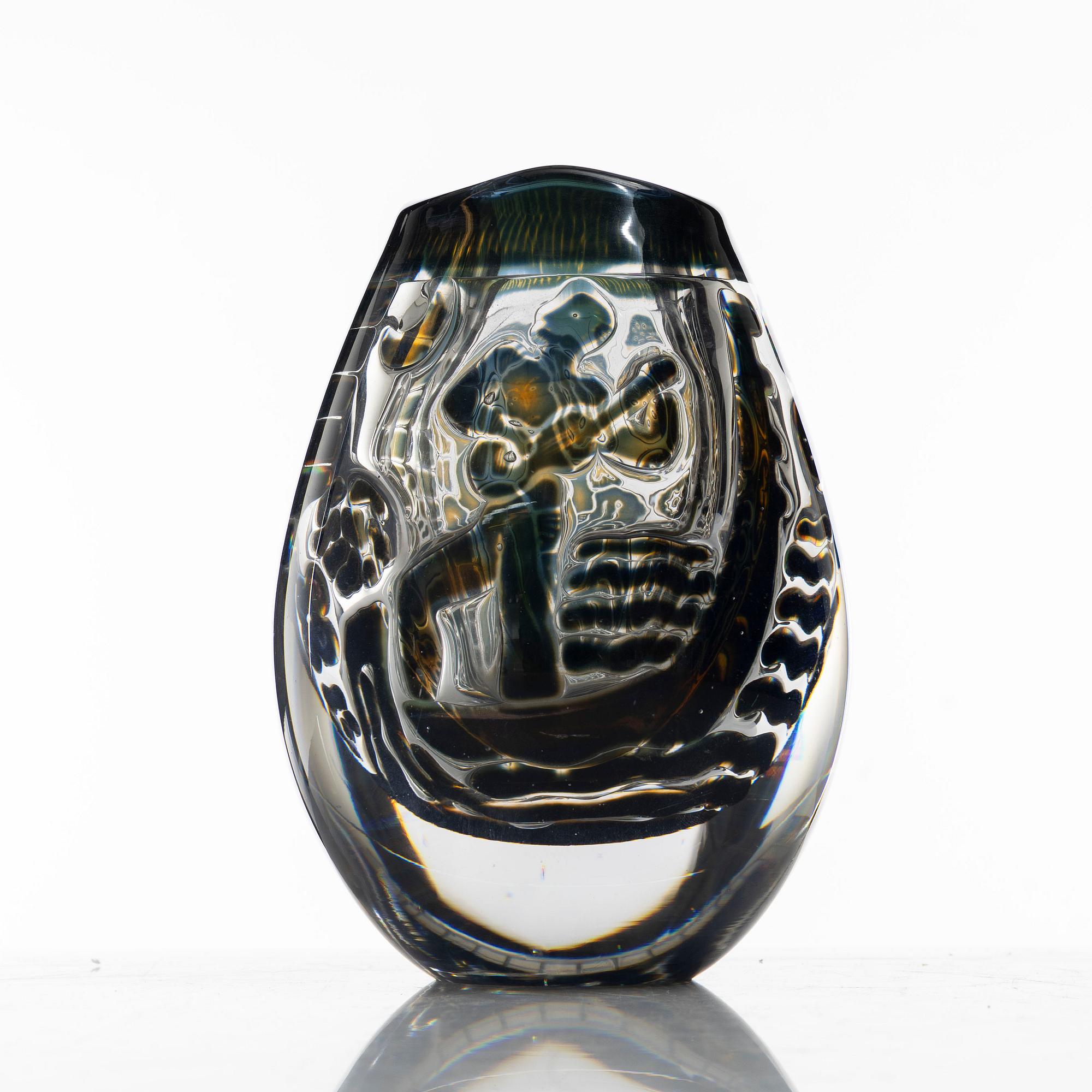 Edvin Öhrström, an Ariel glass vase "The Girl and the Gondolier", Orrefors 1959.