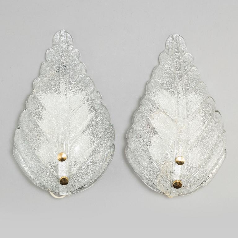 LAMPETTER/VÄGGLAMPOR, ett par, 1960-tal.