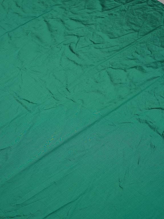 CURTAINS, 4 pcs., emerald green silk, ca 304 x 129 cm each, Svenskt Tenn, the second half of the 20th century.