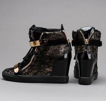 SKOR, Giuseppe Zanotti.