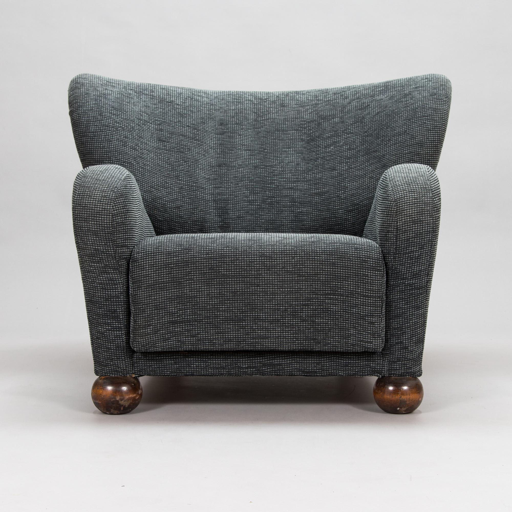 Märta Blomstedt, an 'Aulanko-model' armchair. Designed in 1939.
