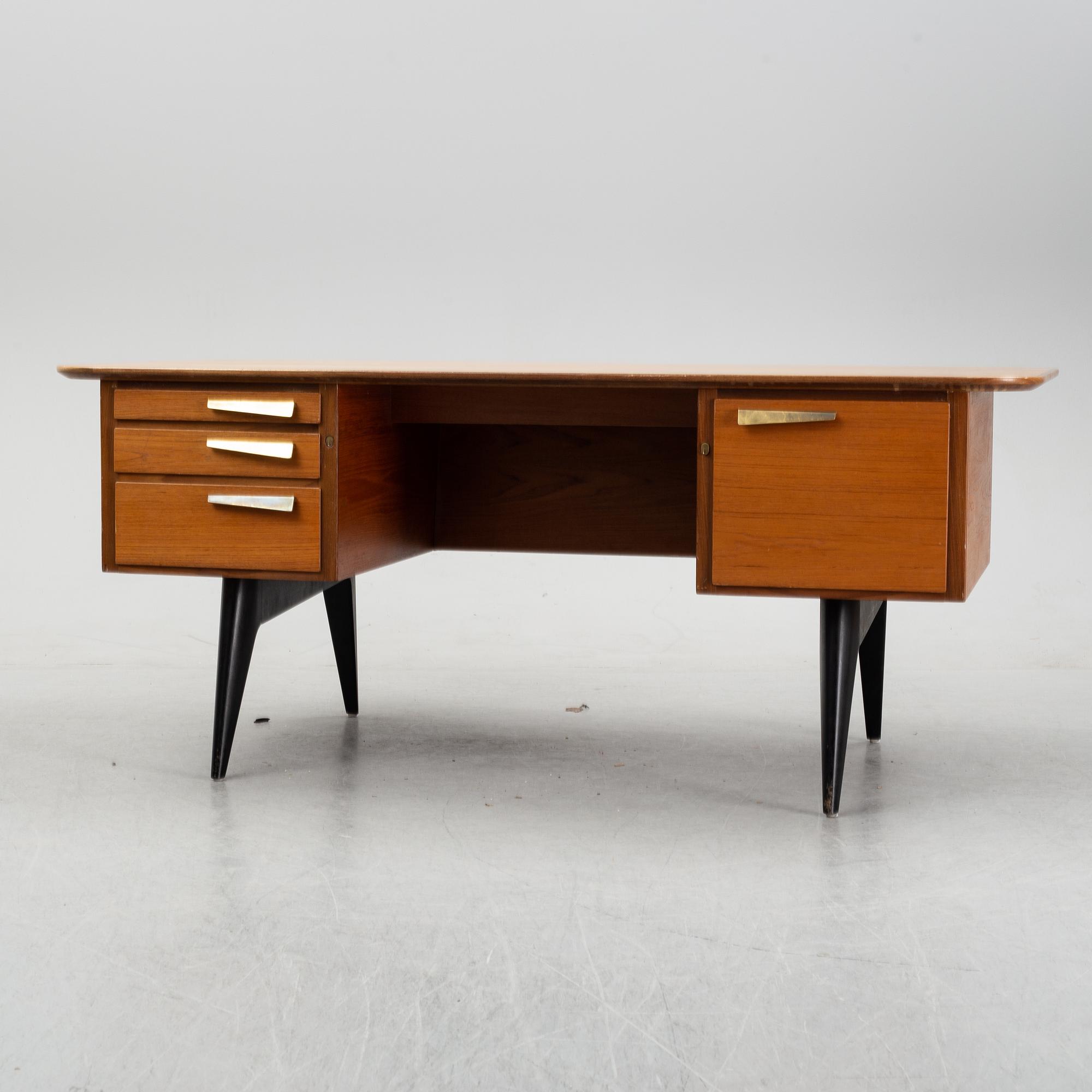 A teak desk by Hadar Schmidt 1950/60's.