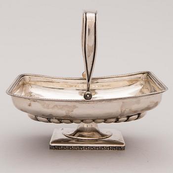 BRÖDKORG, silver, Balticum, 1800-talets första hälft.