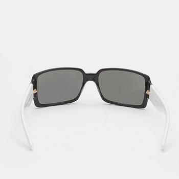 SOLGLASÖGON, Gucci.