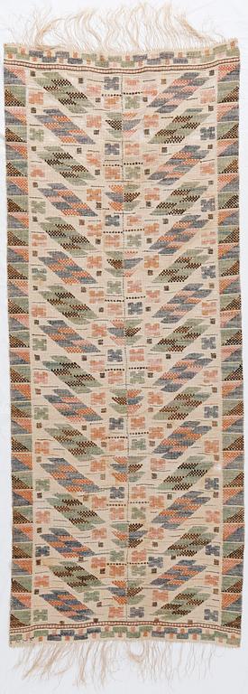 A textile, deisgned by Märta Måås-Fjetterström, signed MMF, probably 1930s, 200 x 76 cm.