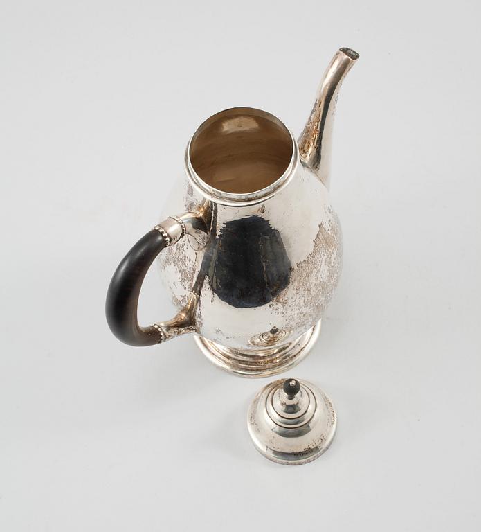 KAFFEKANNA, silver, Georg Jensen, Köpenhamn, tidigt  1900-tal, vikt 425 gram.