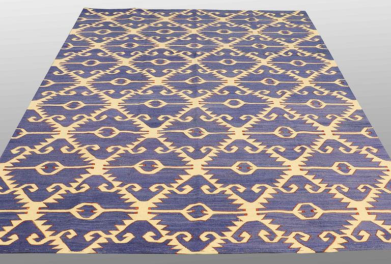 MATTA, slätväv, ca 287 x 208 cm.