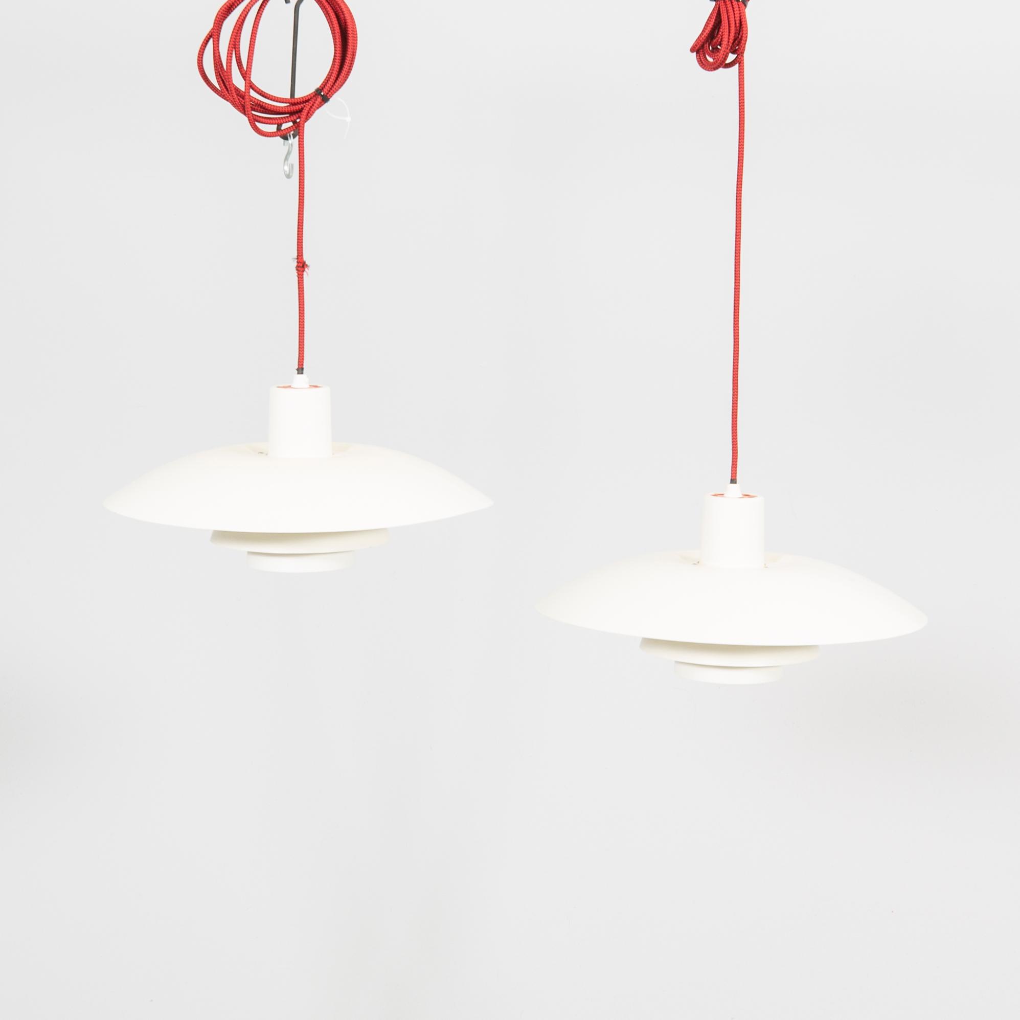 Poul Henningsen, taklampor ett par "PH 4/3" för Louis Poulsen Danmark.