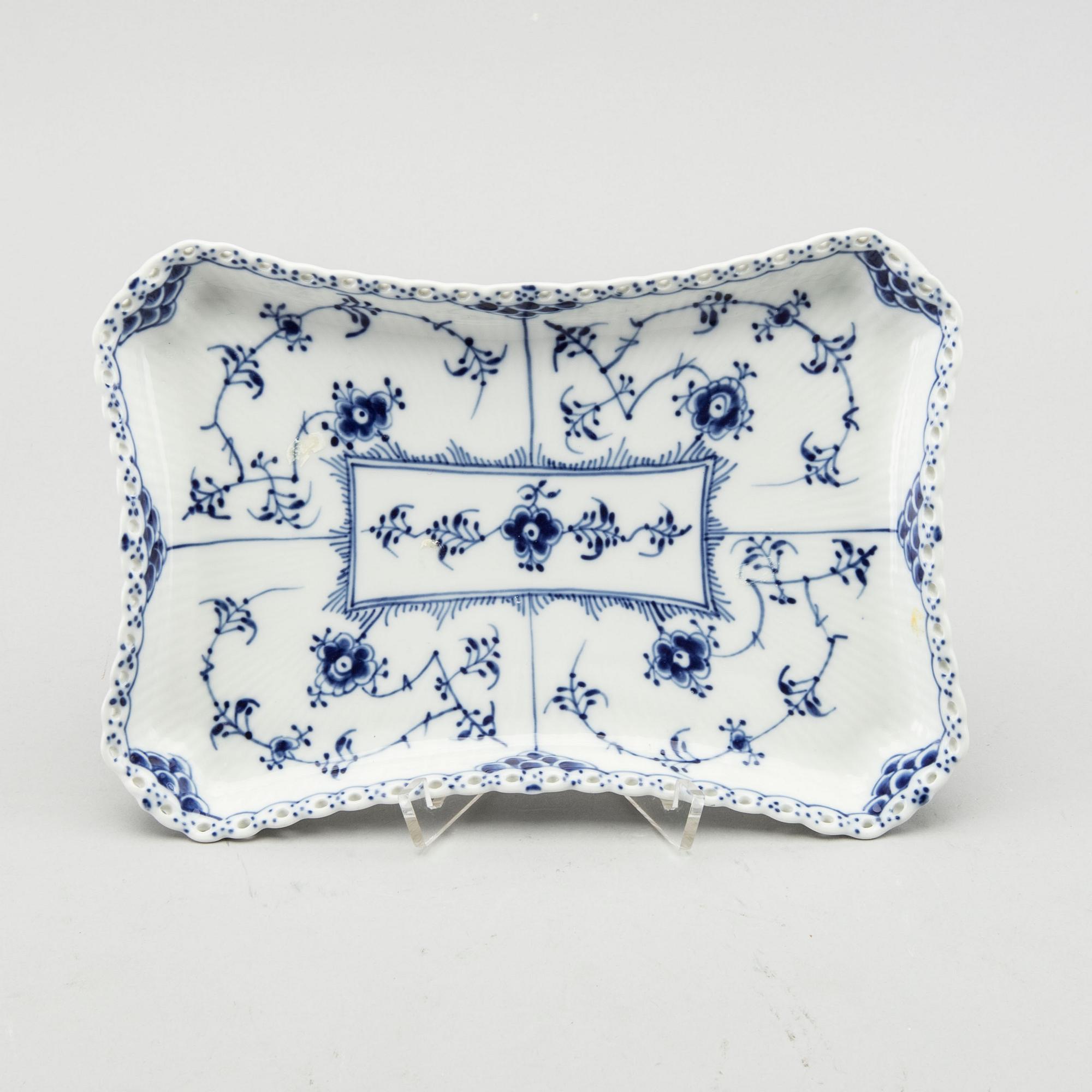 SERVIS ca 30 dlr Musselmalet Royal Copenhagen Danmark porslin 1900-talets andra hälft.