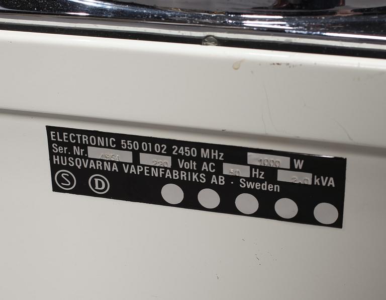 MIKROVÅGSUGN, Cupol, Carl-Arne Breger, Husqvarna, modellen formgiven 1969.