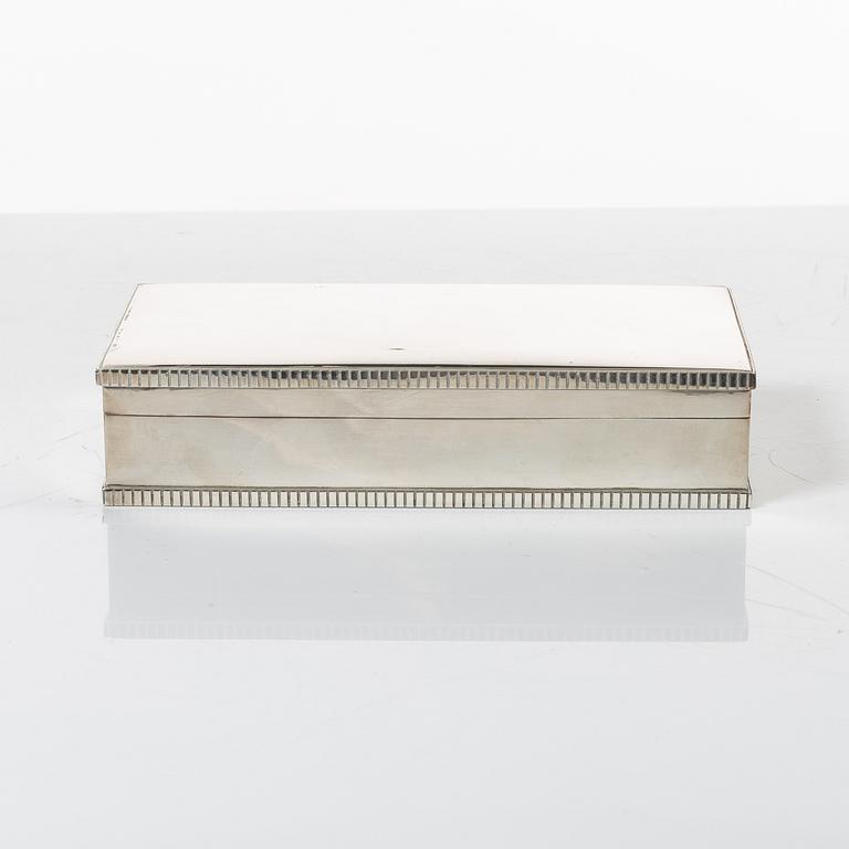 Cigarette/cigar box, silver 835, Swedish import marks, first half of the 20th century.
