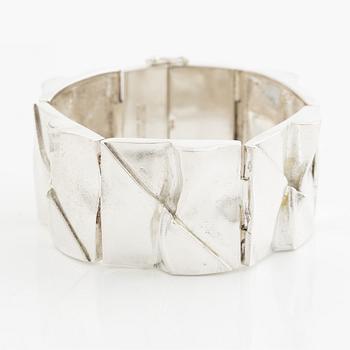 Björn Weckström, bracelet, "Moon Bridge", silver. Lapponia, Helsinki 1970.