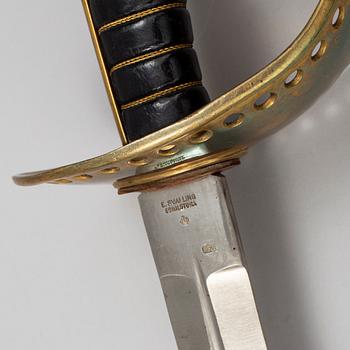 A Swedish cavalry sabre 1893 pattern.