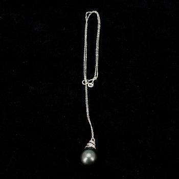 HÄNGSMYCKE, vitguld 18K, tahitipärla 13-14 mm. 2000-tal.