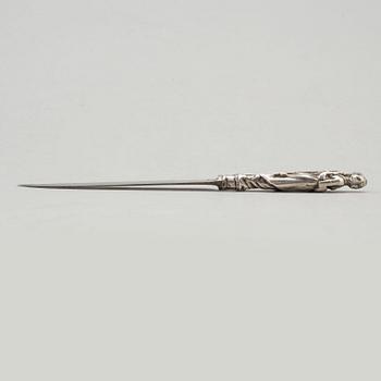 A SILVER HANDLED KNIFE, Amsterdam ca 1700.