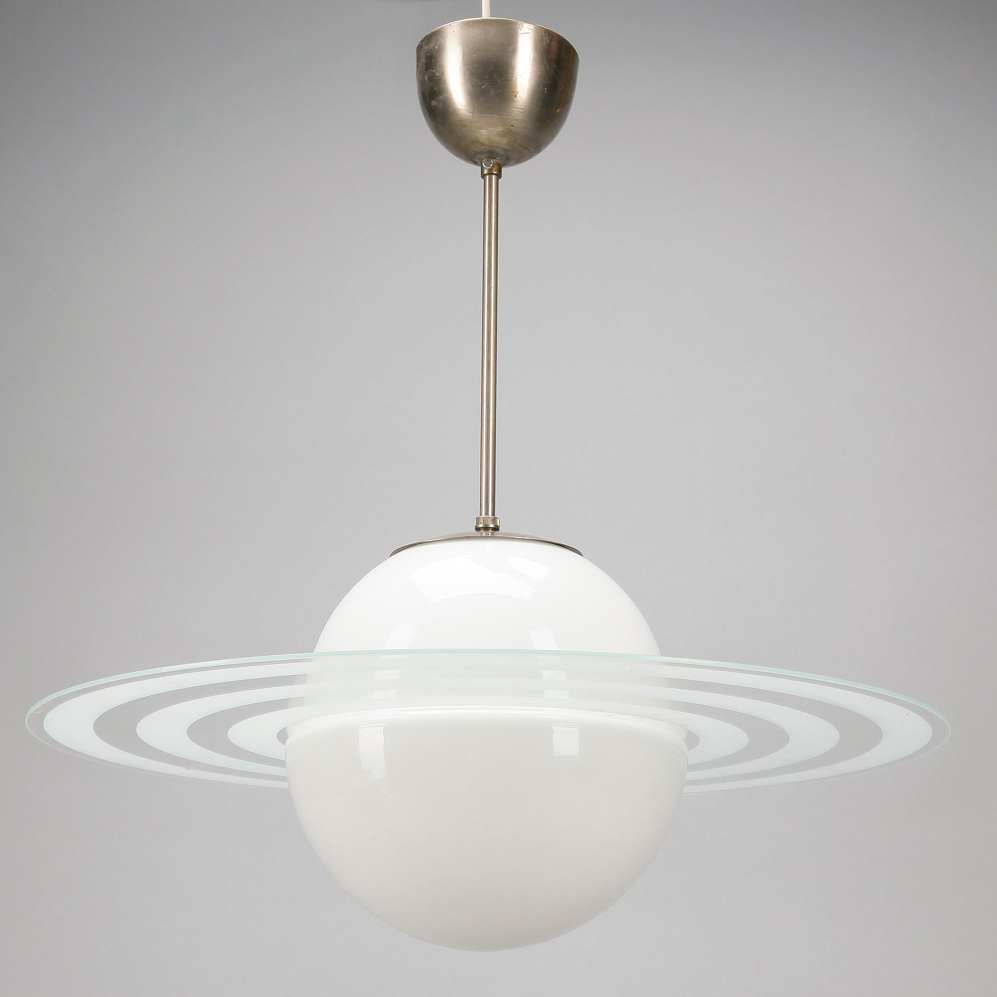 TAKLAMPA, glas, "Saturnus", 1900-talets andra hälft. Höjd ca 58 cm.