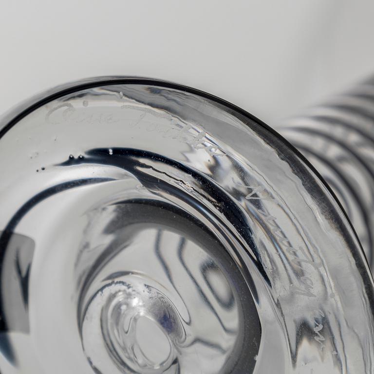 Oiva Toikka, kynttilänjalat, 2 kpl, "Primo", toinen signeerattu Oiva Toikka Nuutajärvi Notsjö.