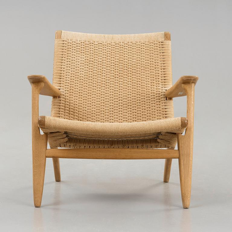 Hans J. Wegner, fåtölj, "CH-25", Carl Hansen & Son, Danmark sannolikt 1950-60-tal.