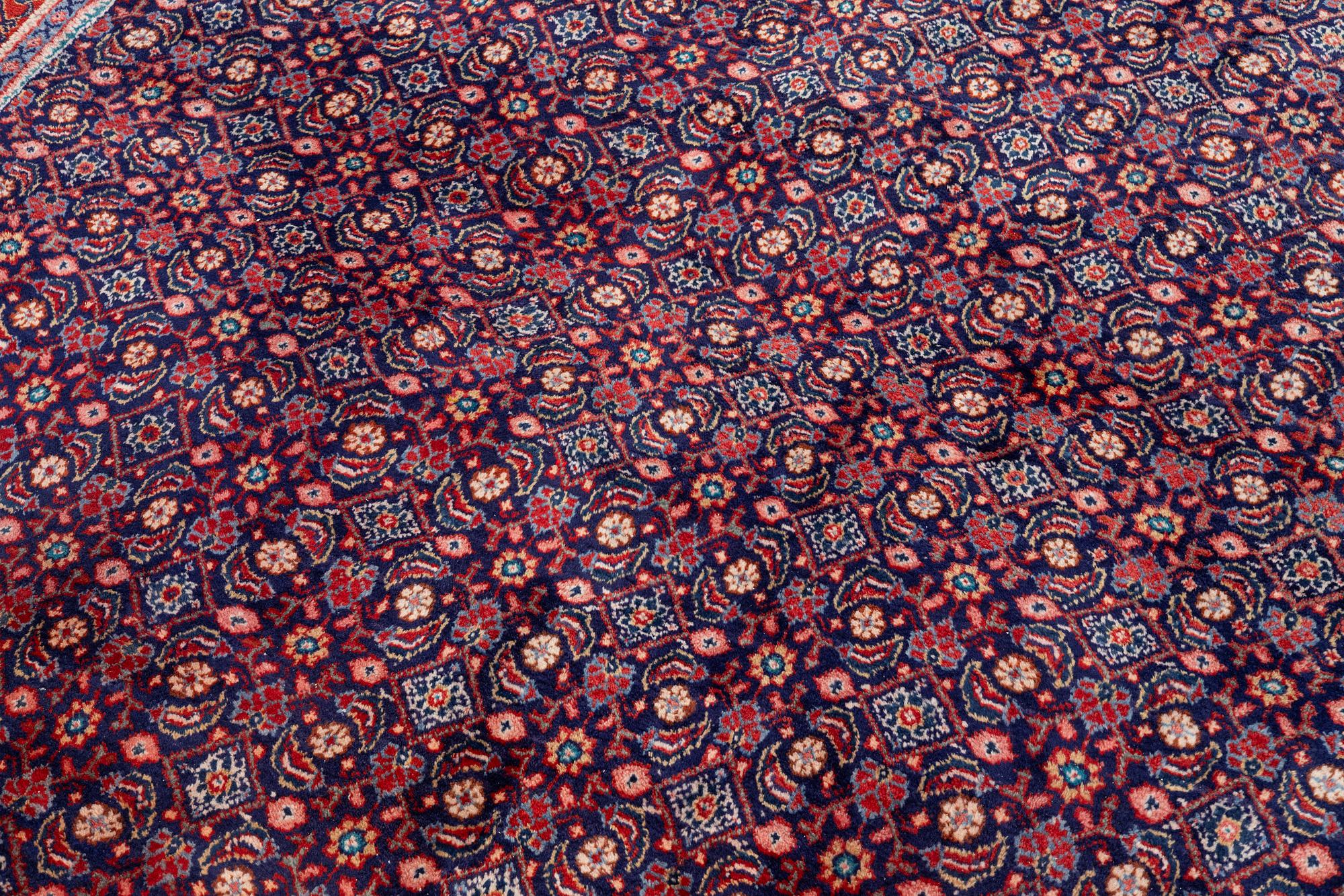 Matta, Mahal, ca 350 x 260 cm.
