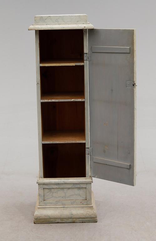 KOLONNSKÅP, omkring år 1900.