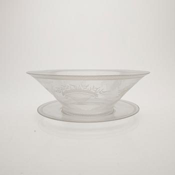 Edward Hald, Glasses, 2 pcs, Orrefors and Kosta Boda, 1920s.