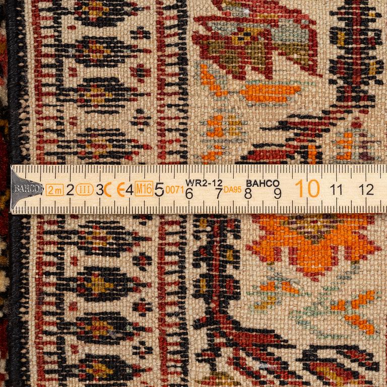 Rug, antique Ardabil probably, approx. 212 x 117 cm.