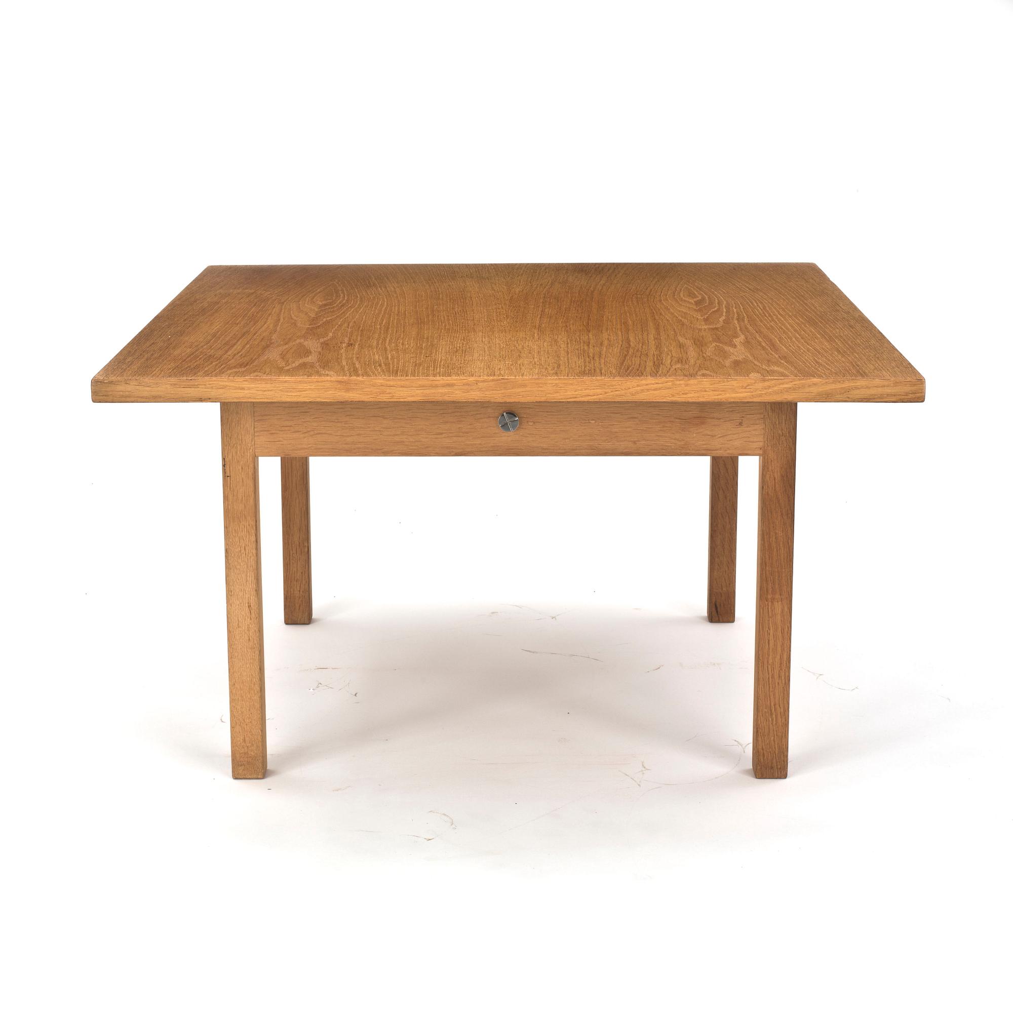 SOFFBORD. Design Hans Wegner för Andreas Tuck.