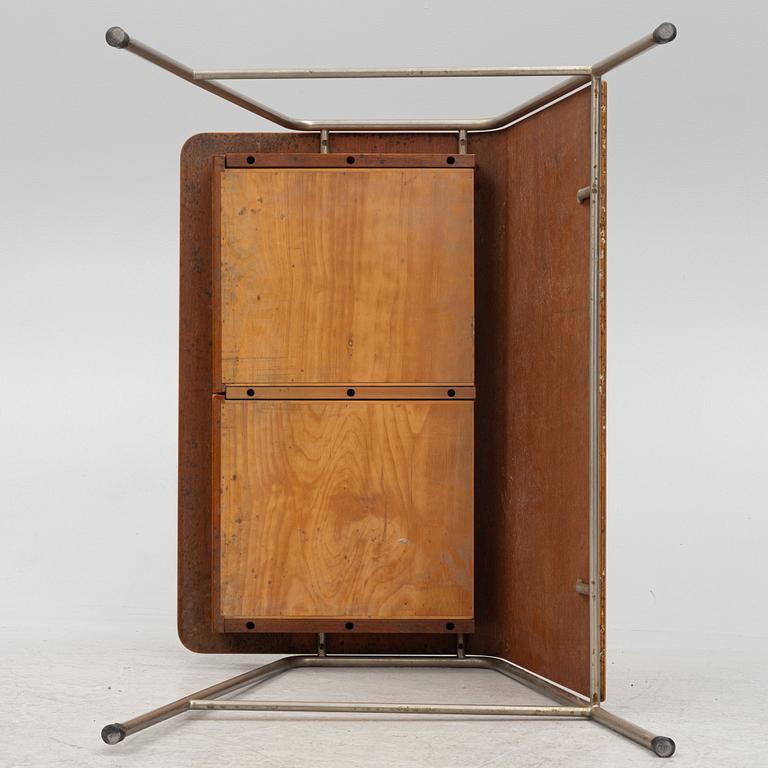 Arne Jacobsen, a  "tTeacher's" desk for the Munkegaard School, Fritz Hansen, 1950's.