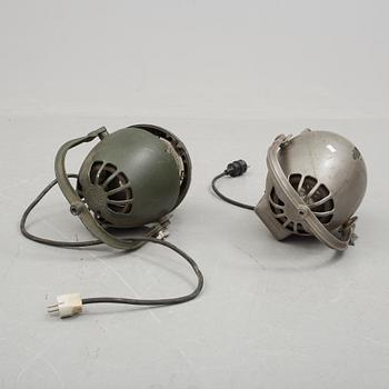 LAMPA/STRÅLKASTARE, 2 stycken, Strand Electric, England, 1900-talets andra hälft.