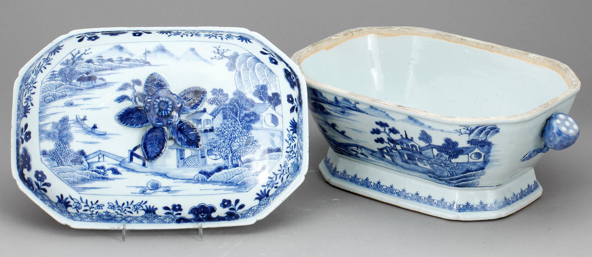 TERRIN med LOCK, porslin, Kina, Qianlong (1736-1795).