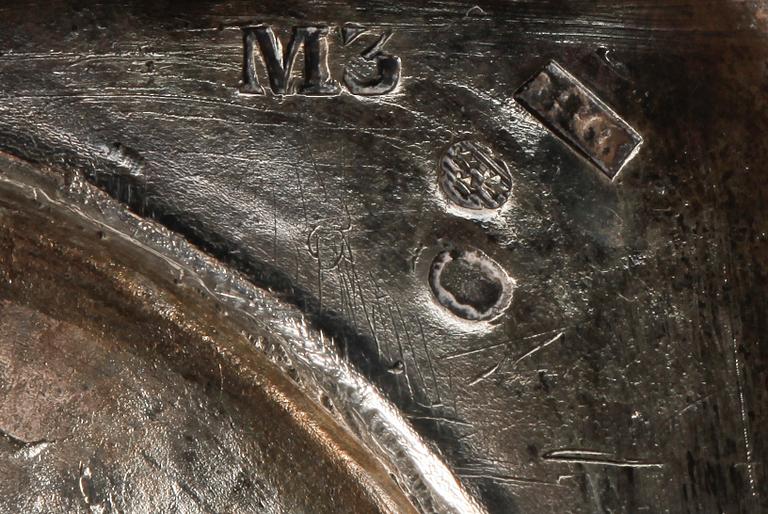 SOCKERSKÅLAR med lock, 2 st snarlika, Simson Ryberg, Stockholm 1797 resp Daniel Hallman, Stockholm 1818.