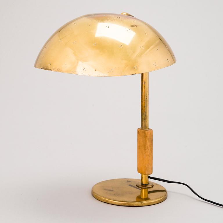 PAAVO TYNELL, BORDSLAMPA, modell 9216, Taito 1900-talets mitt.
