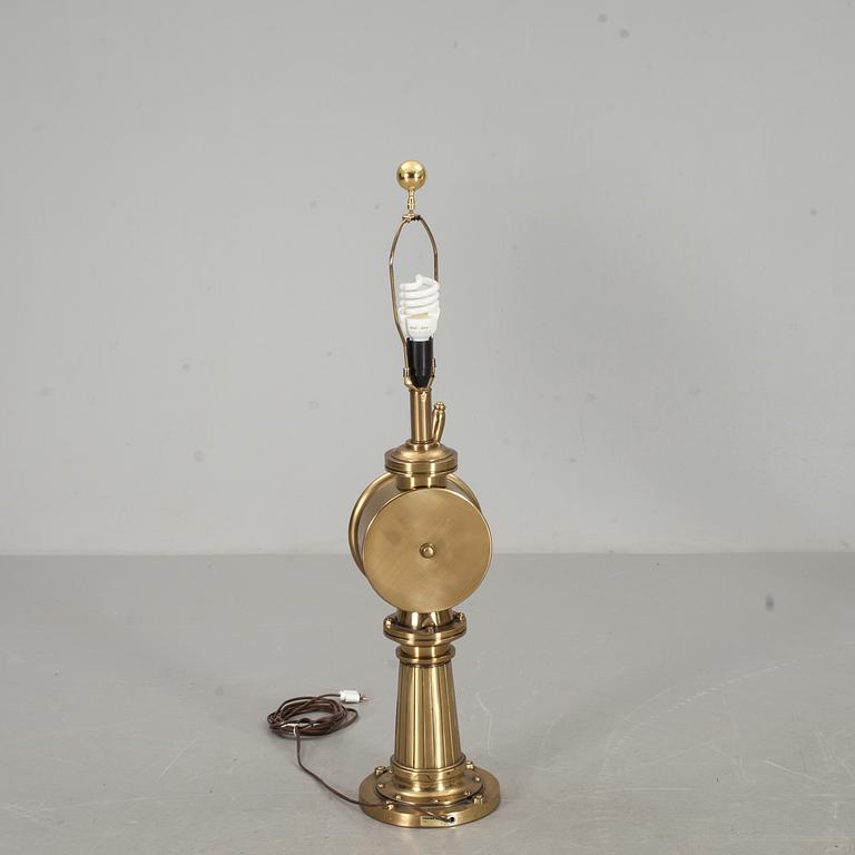 BORDSLAMPA, Miranda AB. 1900-talets andra hälft.