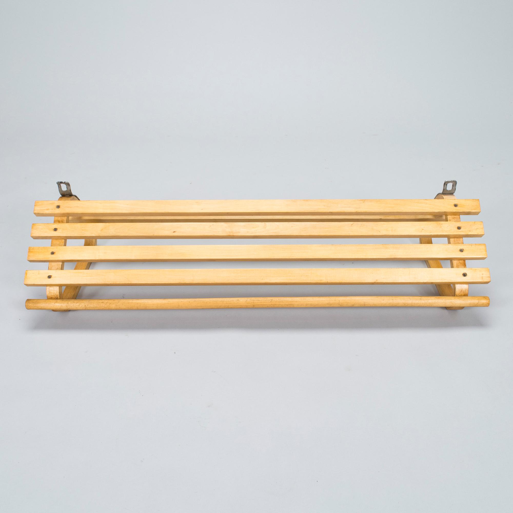 Alvar Aalto, hatthylla/ klädhängare, modell 109, Artek, 1960-70-tal.