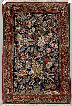 MATTA, semiantik Qum, part silk. Ca 153x102 cm.