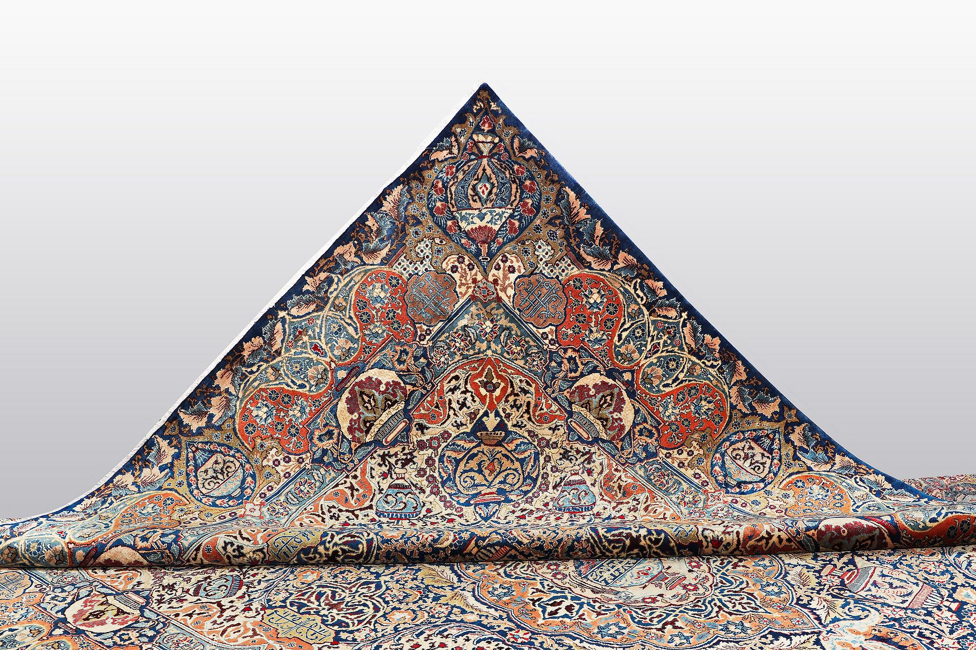 Matta, Kashmar, ca 393 x 302 cm.