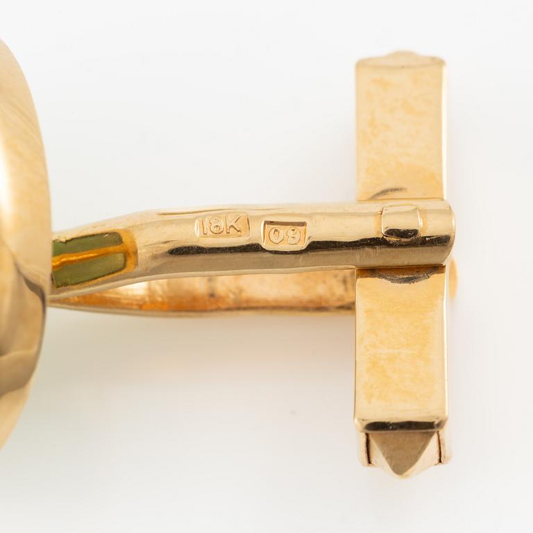 Manschettknappar, ett par, K.Torndals, 18K guld med cabochonslipad jadeit.
