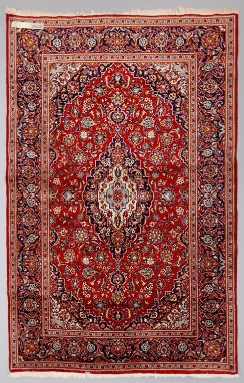 MATTA, orientalisk. 310 x 200 cm.